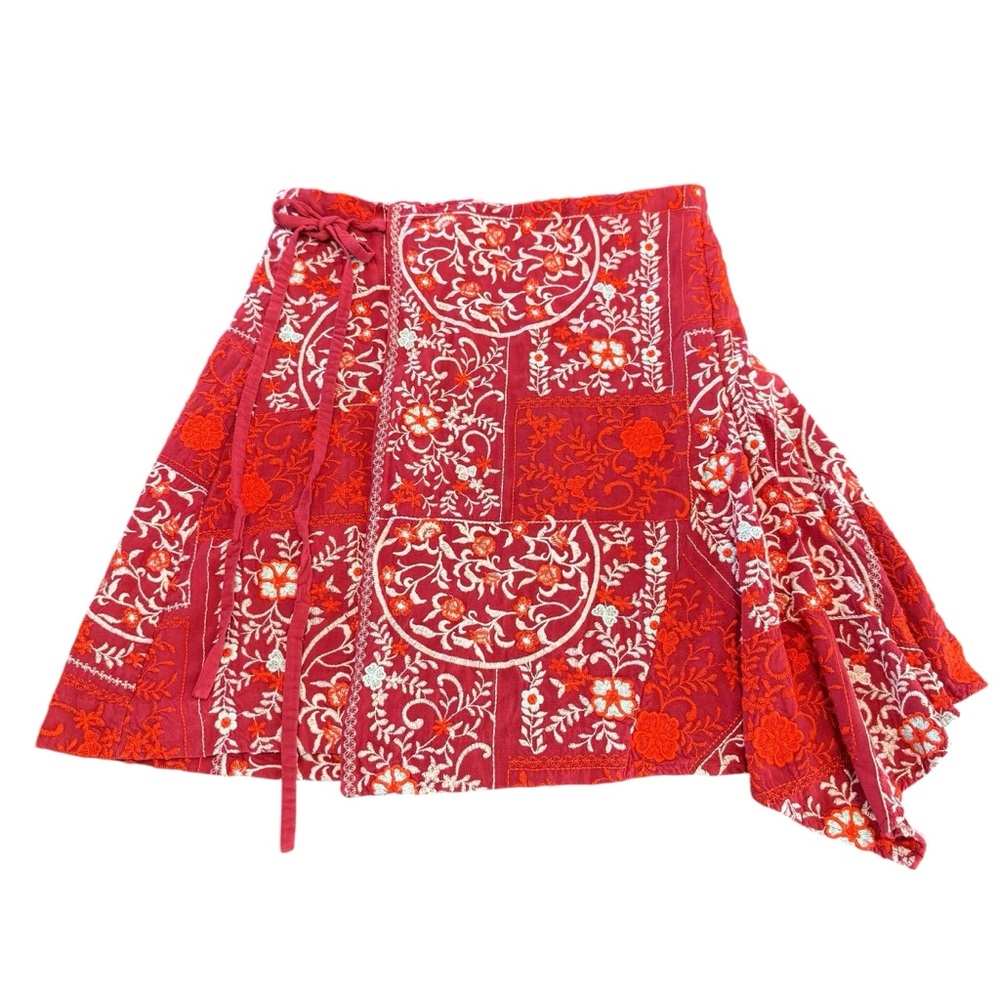 Anthropologie Red Embroidered Floral Asymmetrical Quilt Mini Skirt
